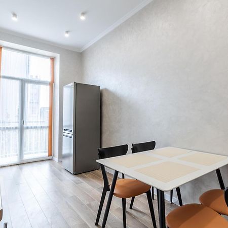 Inshiapartments On Liberty Avenue 2 利沃夫 外观 照片