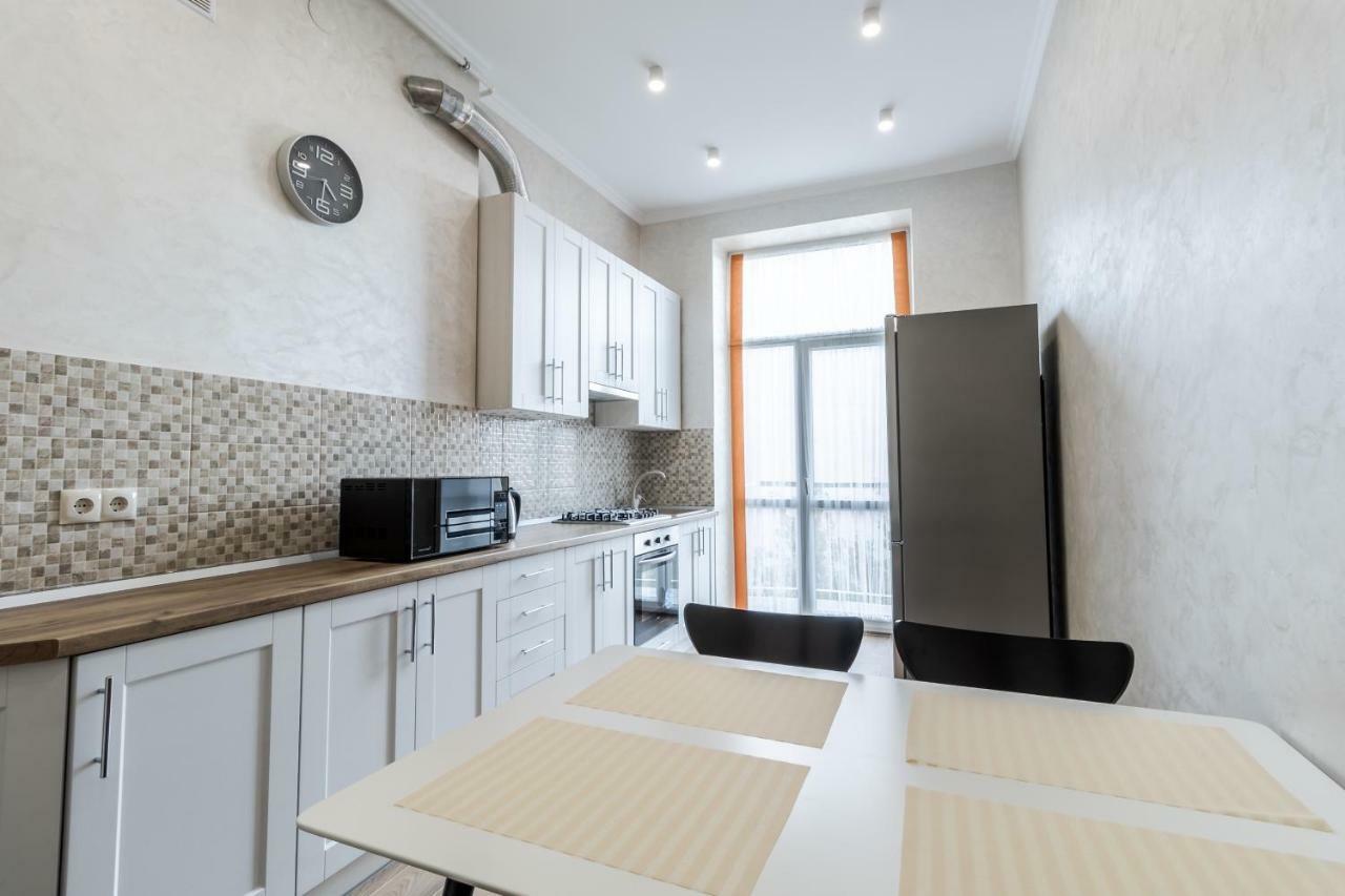 Inshiapartments On Liberty Avenue 2 利沃夫 外观 照片