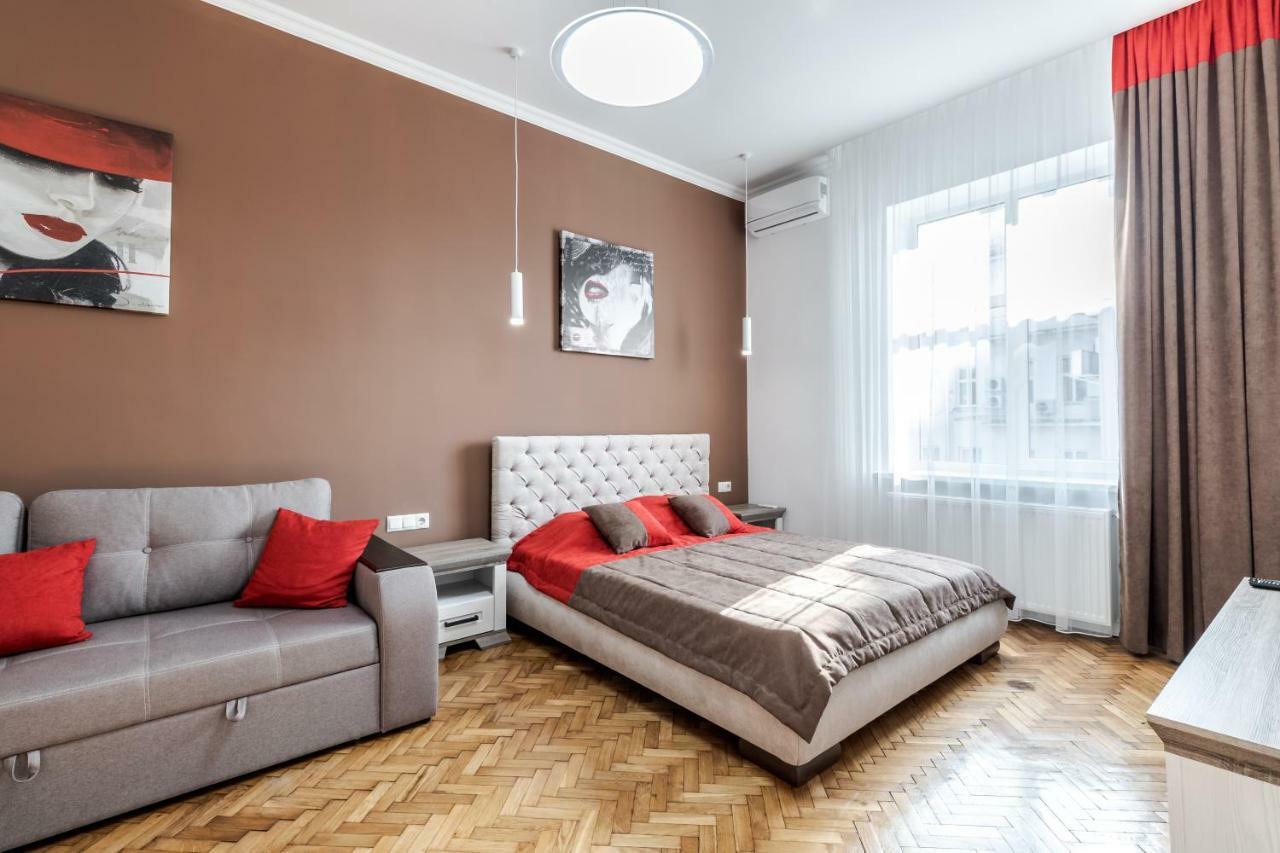 Inshiapartments On Liberty Avenue 2 利沃夫 外观 照片