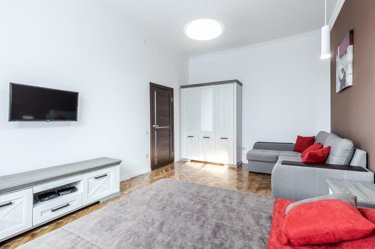 Inshiapartments On Liberty Avenue 2 利沃夫 外观 照片